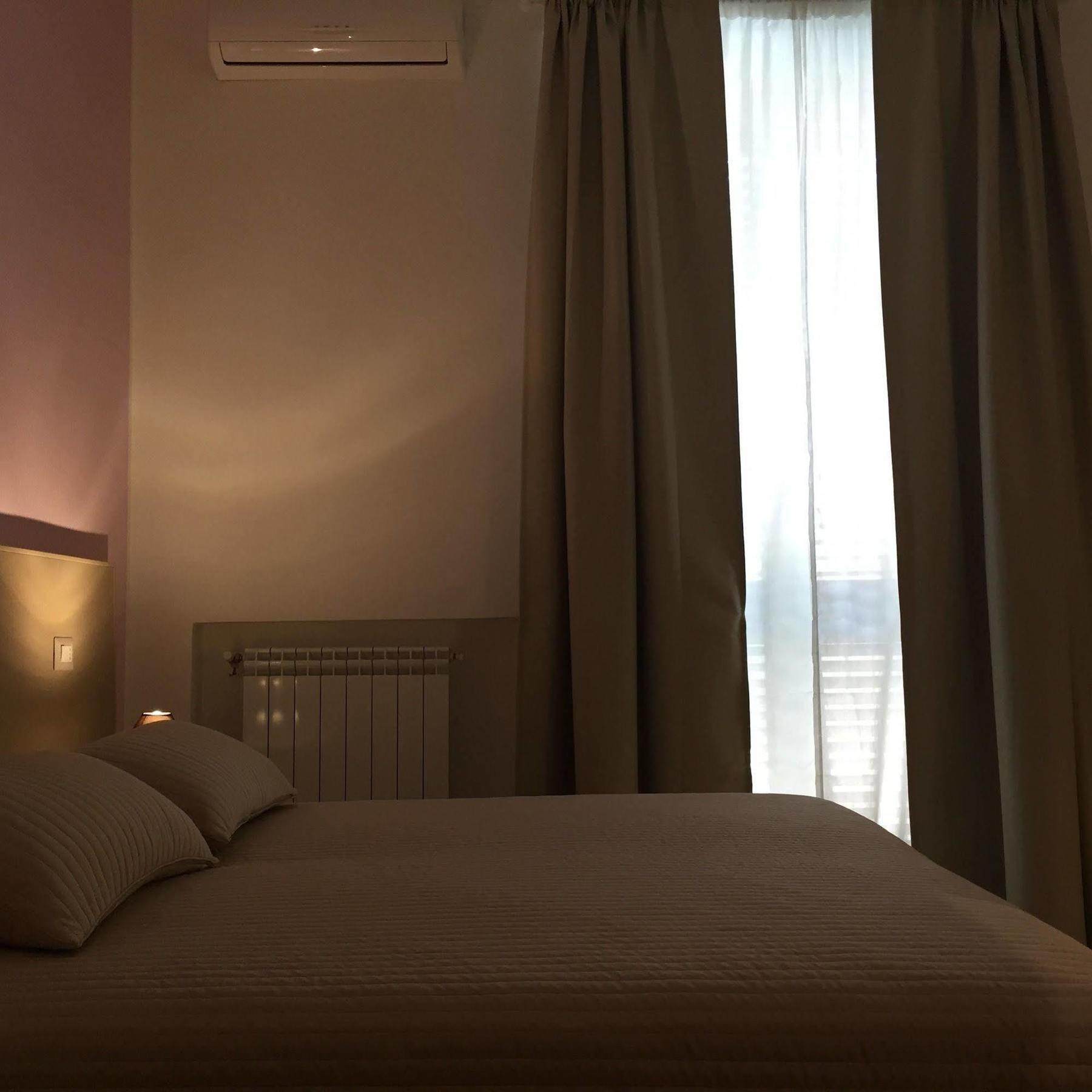 B&B Cairoli メッシーナ エクステリア 写真