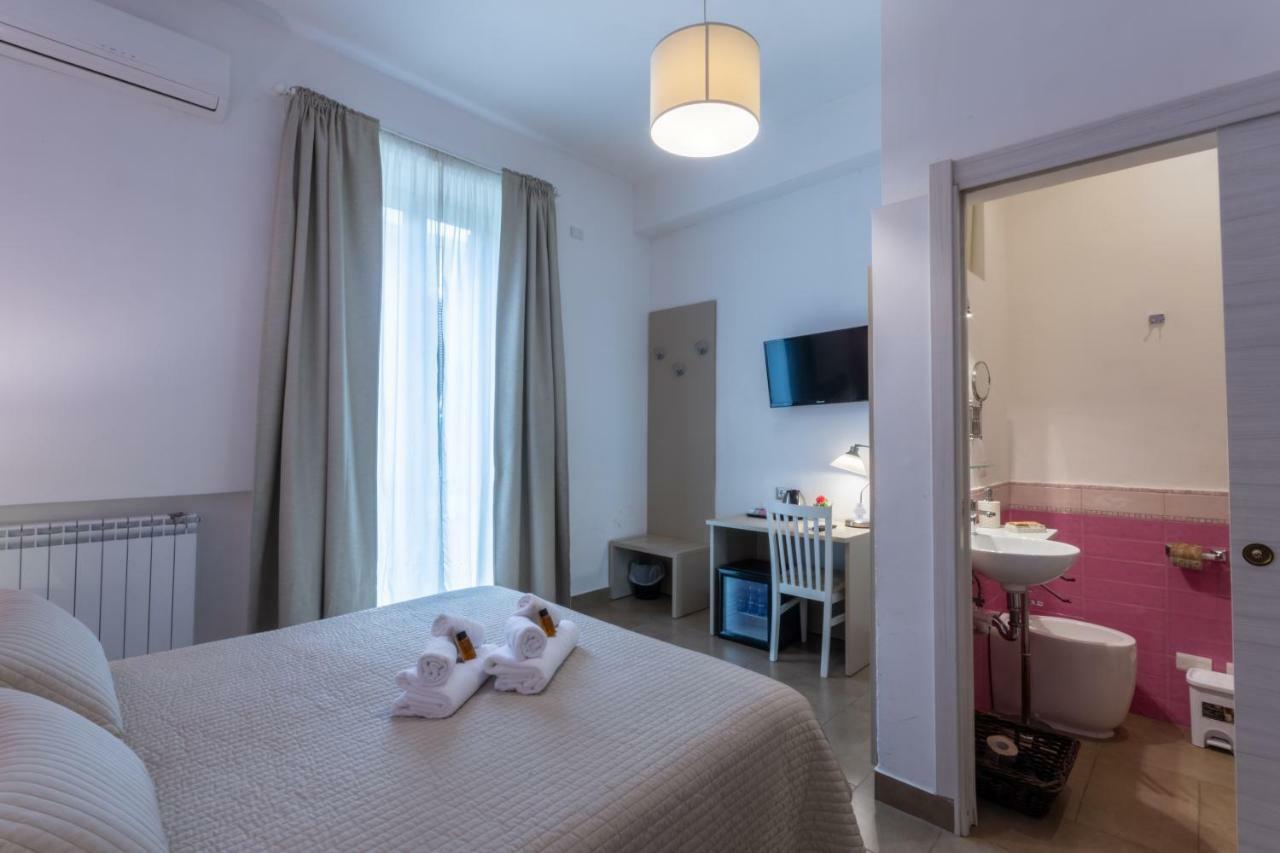 B&B Cairoli メッシーナ エクステリア 写真